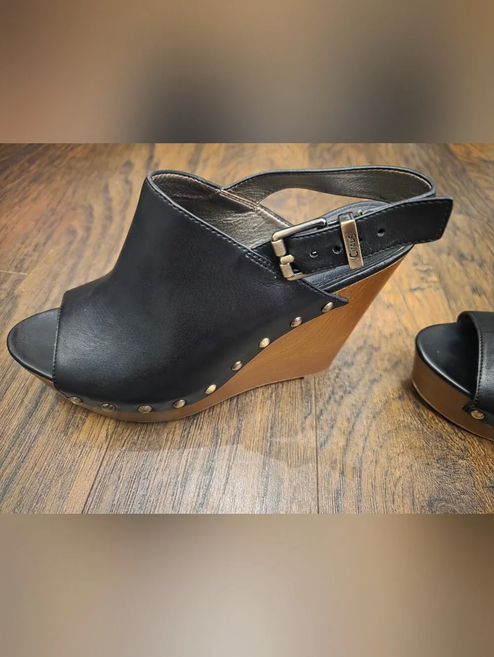 Circus by Sam Edelman Black Leather Studded Wood-Look Wedge Sandals